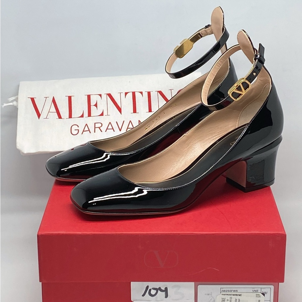 Valentino Garavani Patent Leather Ankle Strap Pumps size 39.5 - Picture 11 of 13